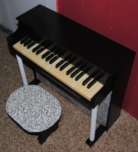 Upcycled Vintage Kid's Piano